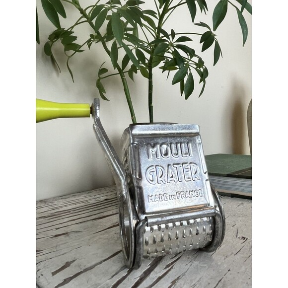 Vintage 1940s/50s Mouli Grater Made in France, Yellow Handle - Picture 1 of 6